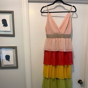 Size 4 Alice and Olivia “Lubo” multi tiered chiffon dress